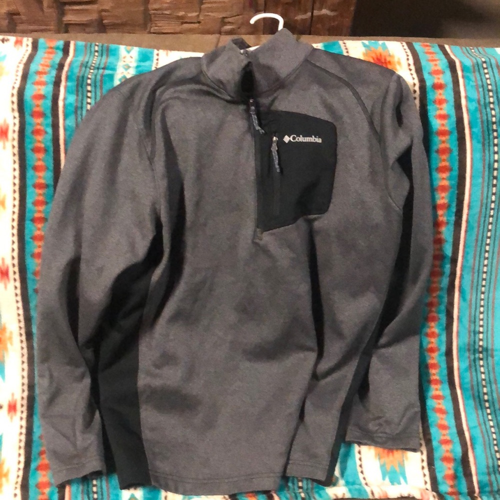 Columbia warm sweater xl. Gray 🔥